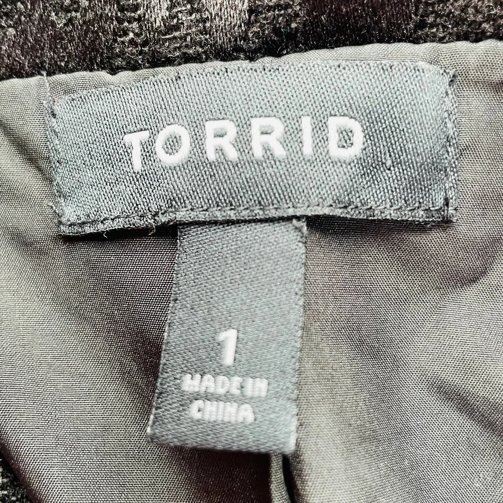 TORRID Black Embossed Textured Notched Collar Double Breasted Blazer Jacket 1X - Picture 7 of 11